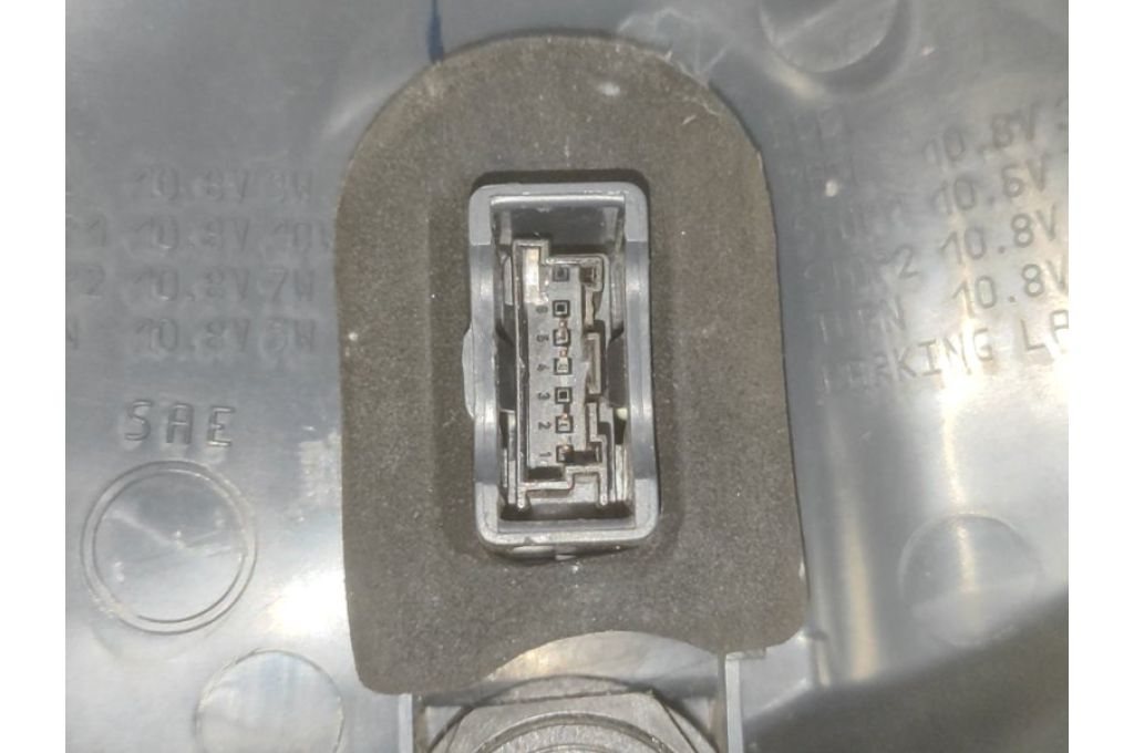 4880367 | Lampa Tylna lew. BMW 6 SERIES (F13) 12-18 (368165) - Zdjęcie 9