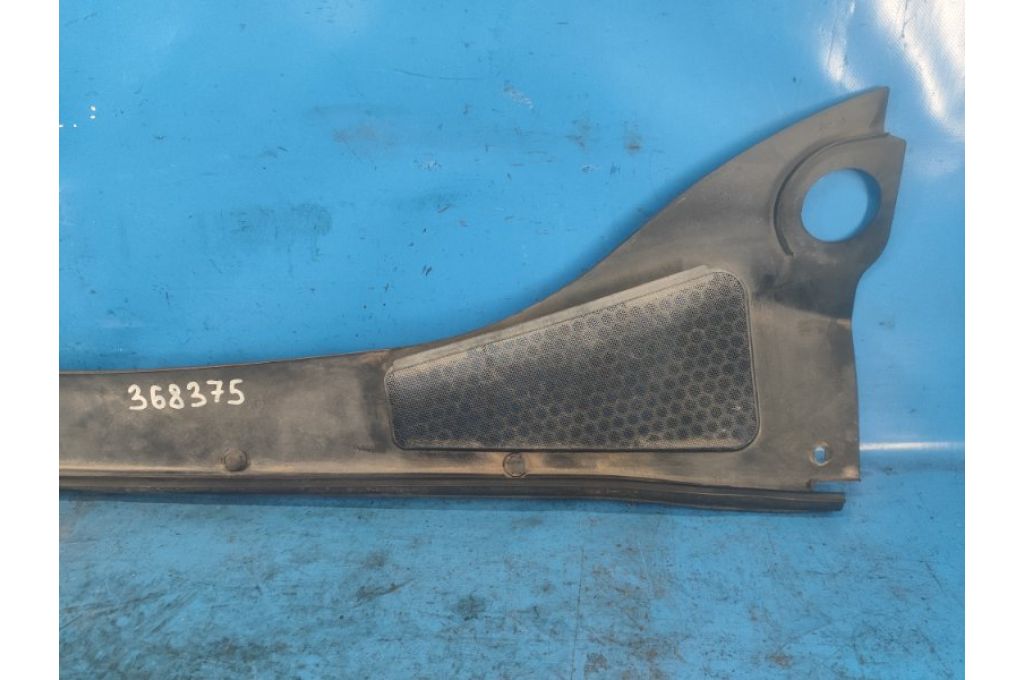 BM51-A02216-AF | Osłona pod przednią szybę FORD FOCUS 10-18 (368375) - Zdjęcie 2