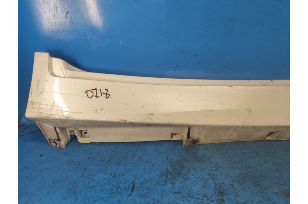 76850-4GA0H | zewnętrzna osłona progu praw. INFINITI Q50 15-20 (368403) - Zdjęcie 2