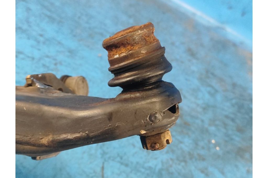 20202AJ04A | Dolne ramię przedniego zawieszenia praw. SUBARU OUTBACK 09-14 BR (368669) - Zdjęcie 7