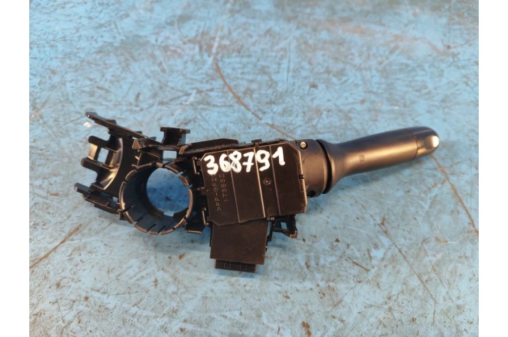 84140-47140 | Przełącznik pod kierownicą lew. TOYOTA PRIUS - 30 09-17 (368791) - Zdjęcie 2