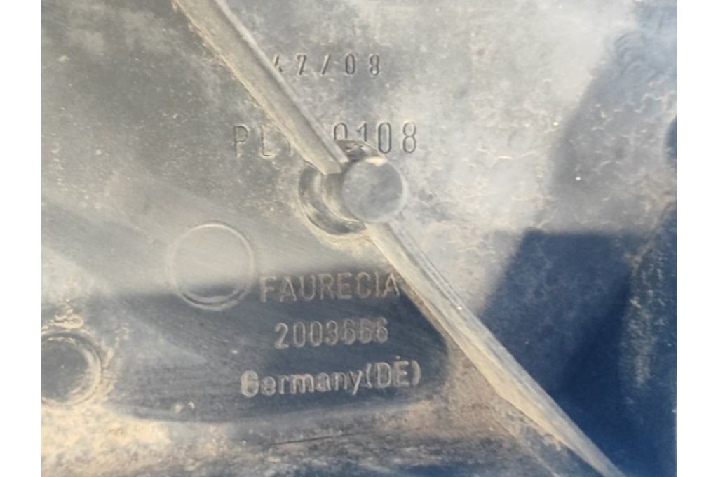 8R0 805 594 B | Pas przedni AUDI Q5 08-16 (369623) - Zdjęcie 8
