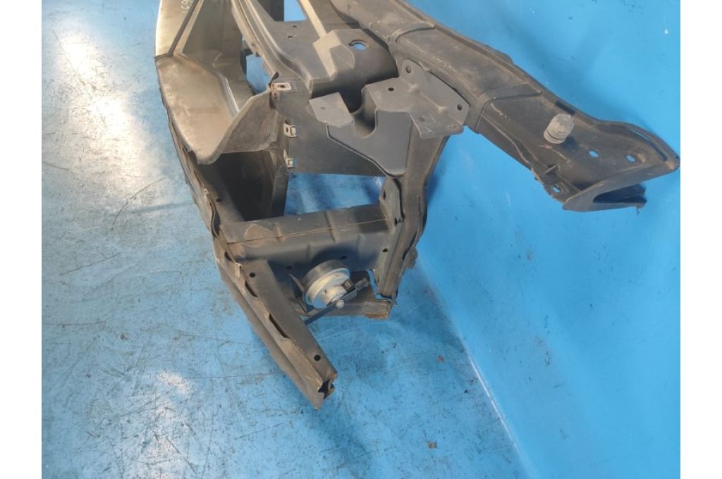 51647058594 | Pas przedni BMW 3 SERIES (E90-E93) 2005–2014 (369631) - Zdjęcie 8