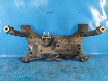 Belka przedniego zawieszenia FORD FOCUS 10-18
