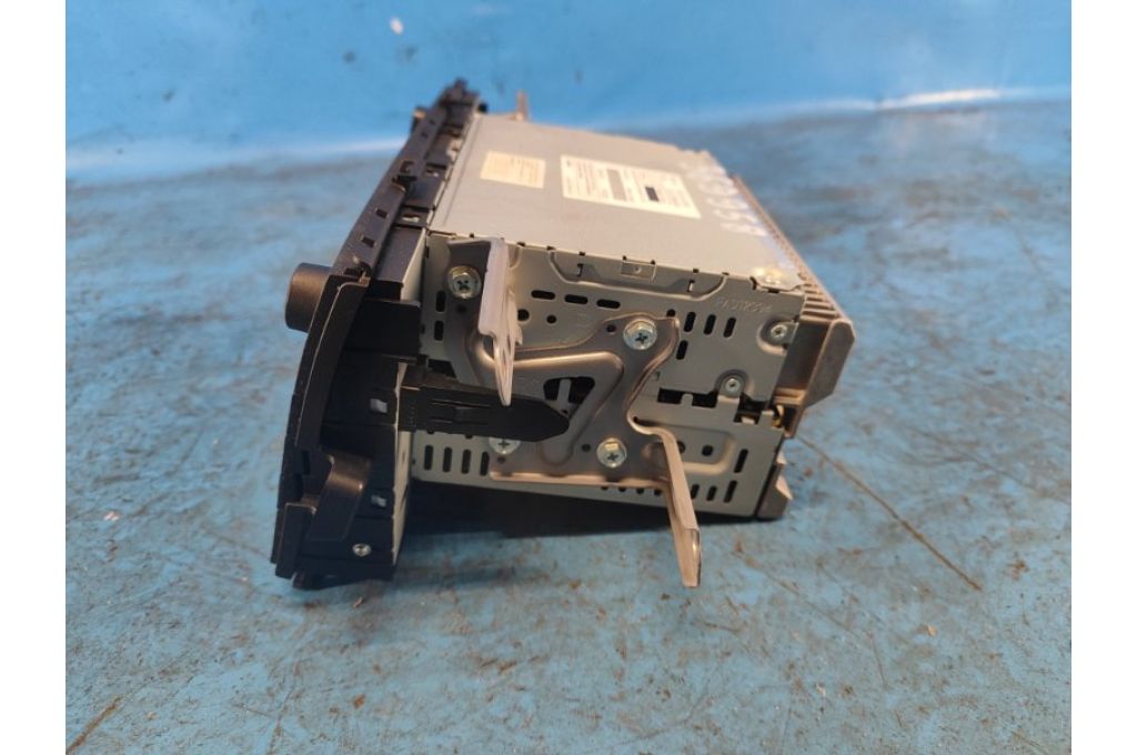 86120-47290 | radio TOYOTA PRIUS - 30 09-17 (369958) - Zdjęcie 5
