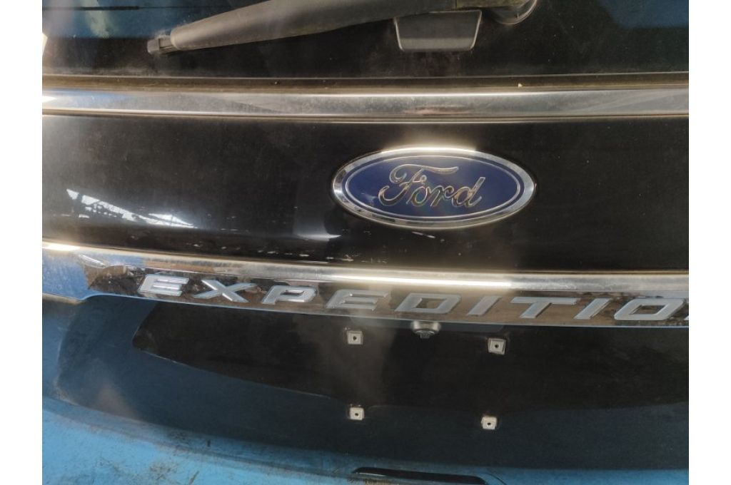 JL1Z7840010A | KLAPA TYLNA FORD EXPEDITION 17- (370048) - Zdjęcie 4