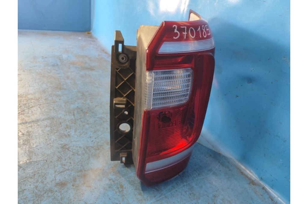 JL1B-13B504-AL | Lampa Tylna praw. FORD EXPEDITION 17- (370185) - Zdjęcie 4