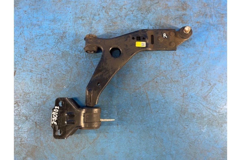 CV6Z-3078-C | Dolne ramię przedniego zawieszenia praw. FORD ESCAPE 12-19 (370403)
