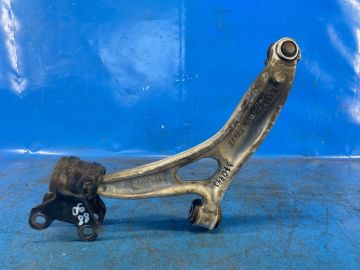 Dolne ramię przedniego zawieszenia praw. FORD FOCUS 10-18