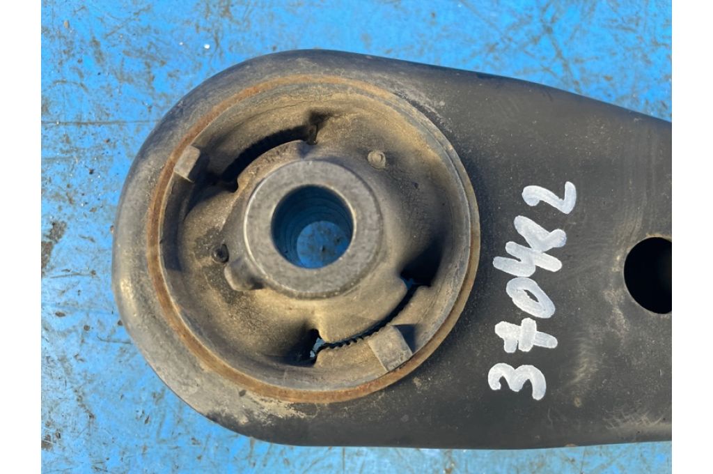 48068-47050 | Dolne ramię przedniego zawieszenia praw. LEXUS CT200 11-17 (370482) - Zdjęcie 4