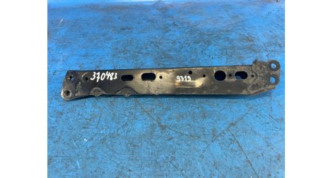 Wspornik/mocowanie panelu przedniego praw. LEXUS CT200 11-17