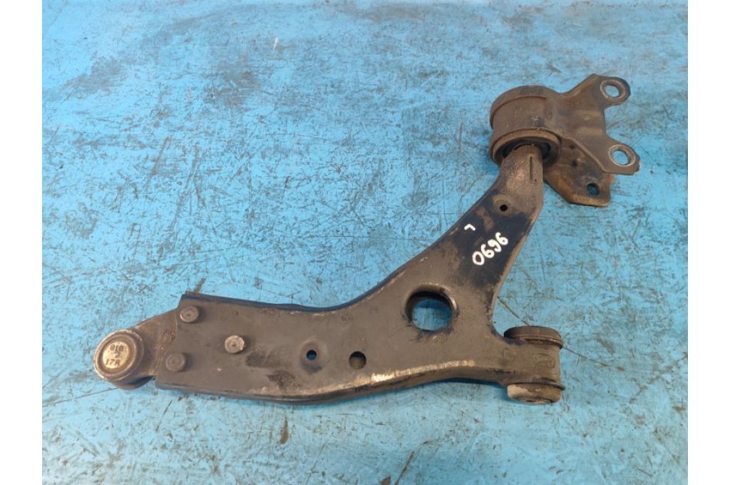 CV6Z-3079-F | Dolne ramię przedniego zawieszenia lew. FORD ESCAPE 12-19 (370598) - Zdjęcie 3