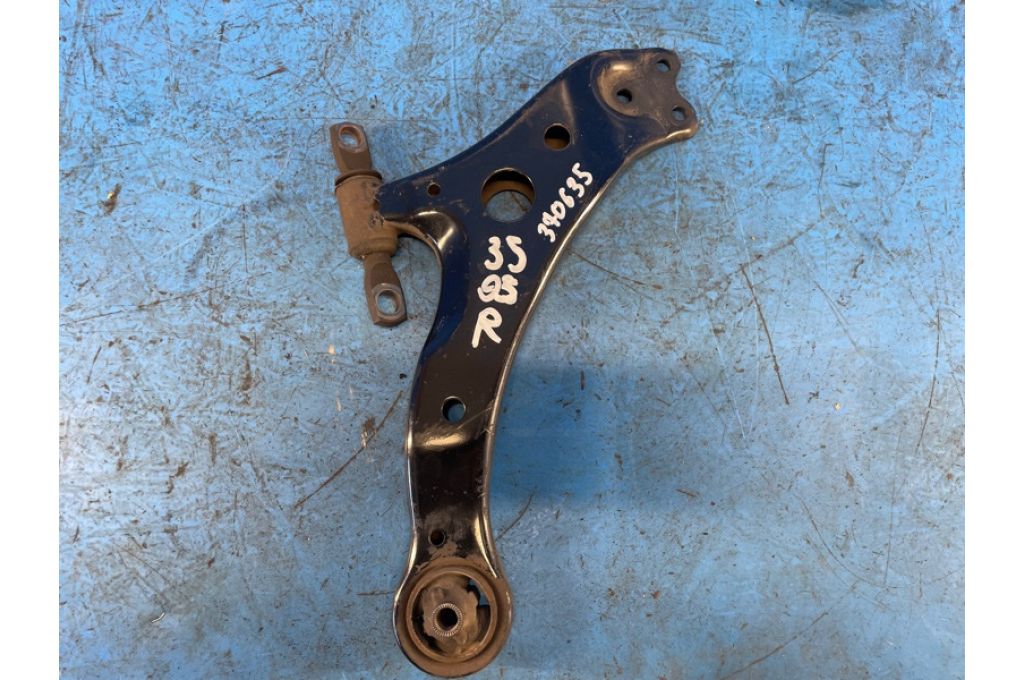 48068-06150 | Dolne ramię przedniego zawieszenia praw. TOYOTA CAMRY 40 06-11 (370635)