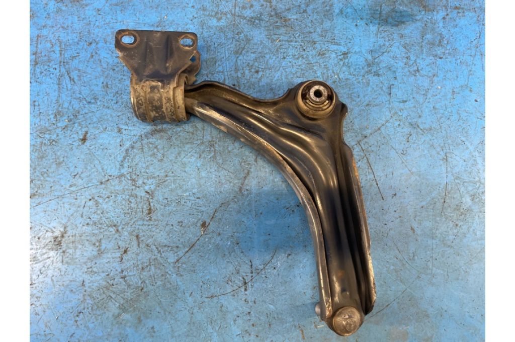 FG9Z-3079-E | Dolne ramię przedniego zawieszenia lew. FORD FUSION 14- (370667) - Zdjęcie 2