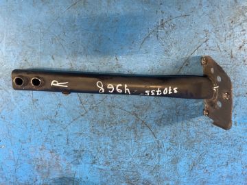 wspornik mocowania przedniej konsoli praw. JEEP COMPASS 17-21