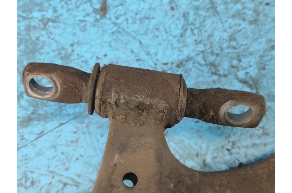 48069-06150 | Dolne ramię przedniego zawieszenia lew. TOYOTA CAMRY 40 06-11 (370844) - Zdjęcie 5