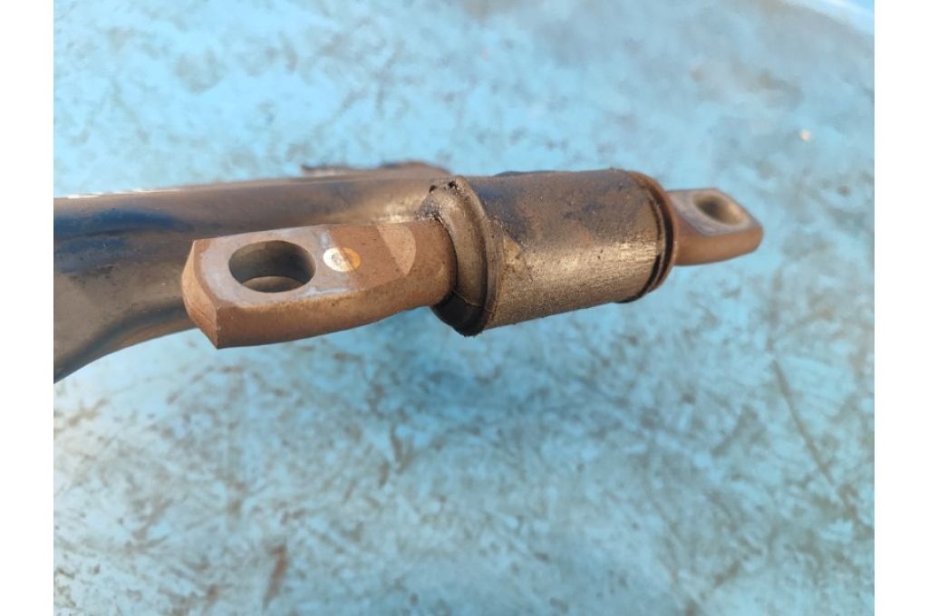 48068-06150 | Dolne ramię przedniego zawieszenia praw. TOYOTA CAMRY 40 06-11 (370846) - Zdjęcie 5