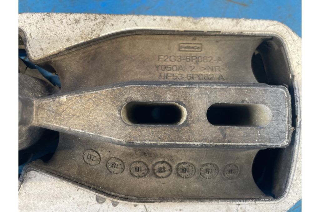 F2G3-6P082-AC | Dolna poduszka silnika FORD FUSION 14- (370857) - Zdjęcie 3