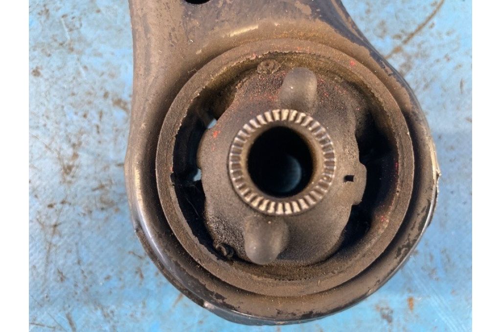 48068-06150 | Dolne ramię przedniego zawieszenia praw. TOYOTA CAMRY 40 06-11 (370897) - Zdjęcie 4