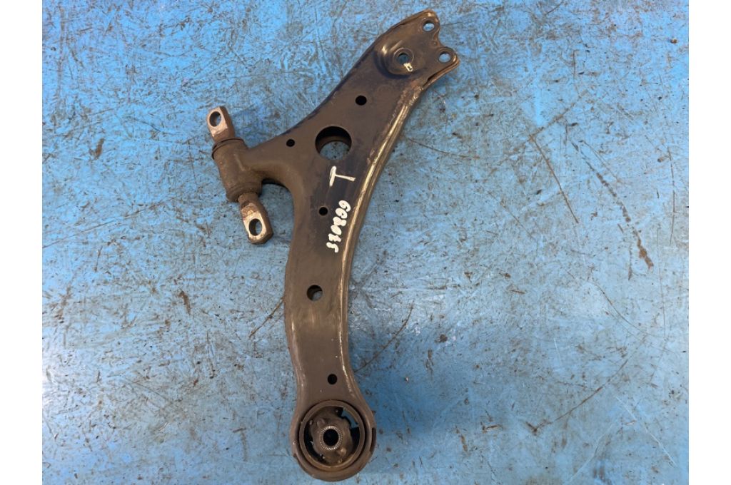 48069-06150 | Dolne ramię przedniego zawieszenia lew. TOYOTA CAMRY 40 06-11 (370899)