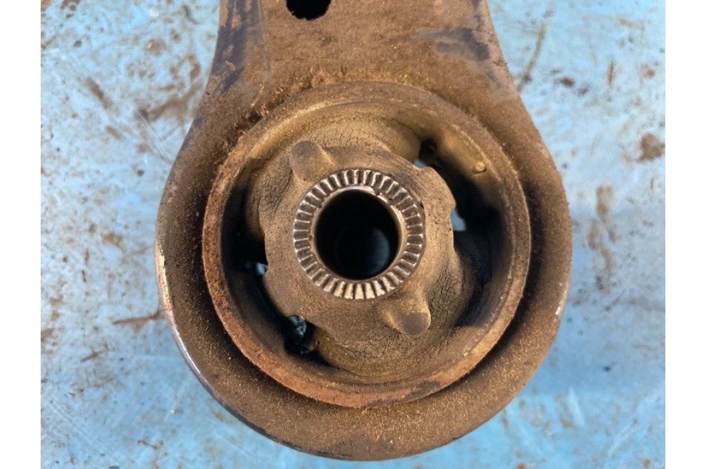 48068-06150 | Dolne ramię przedniego zawieszenia praw. TOYOTA CAMRY 40 06-11 (370907) - Zdjęcie 4