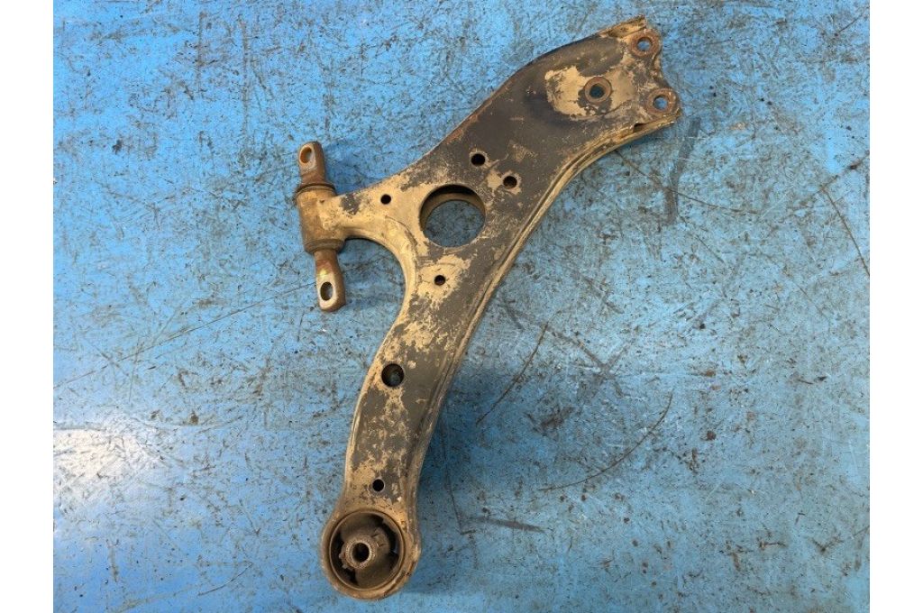 48069-08040 | Dolne ramię przedniego zawieszenia lew. TOYOTA SIENNA 11-16 (370912) - Zdjęcie 2