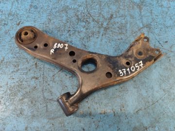 Dolne ramię przedniego zawieszenia praw. LEXUS HS250H (ANF10) 09-12