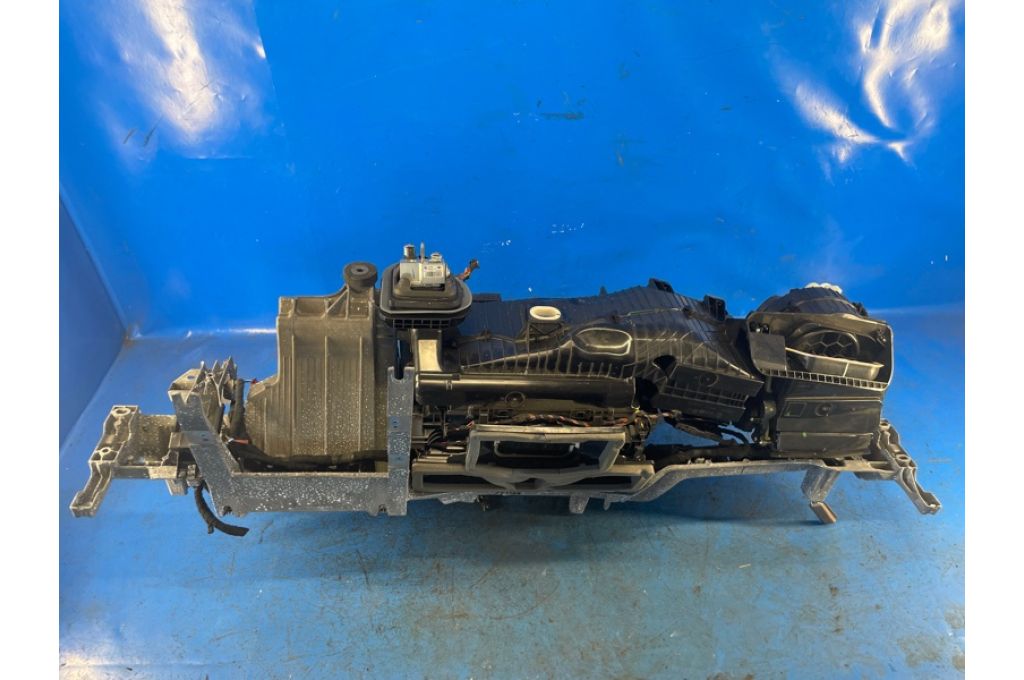 51 45 9 624 953 | Wzmocnienie deski rozdzielczej BMW XM (G09) 23- (371128) - Zdjęcie 7