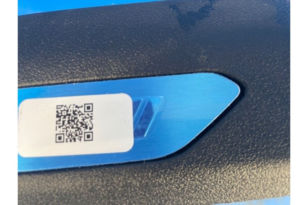 51475A1E4C4 | wewnętrzna osłona progu przed. praw. BMW XM (G09) 23- (371159) - Zdjęcie 5