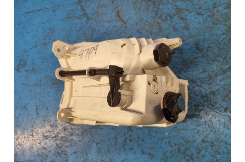 GJ54-13B220-BF | Lampa przeciwmgielna praw. FORD ESCAPE 12-19 (371573) - Zdjęcie 3