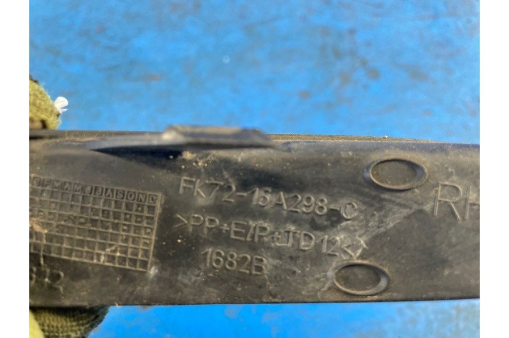 FK72-15A298-C | Grill przedniego zderzaka praw. LAND ROVER DISCOVERY Sport 15-19 (371684) - Zdjęcie 3