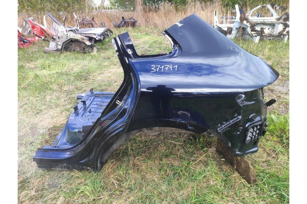 Tylna ćwiartka lew. PORSCHE MACAN 18-22 (371741)