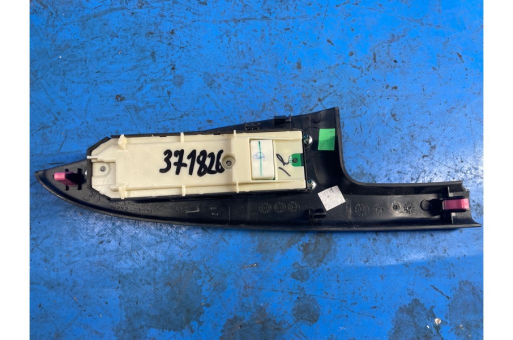 84040-06020 | Moduł sterowania podnośnikami szyby TOYOTA VENZA 09-16 (371826) - Zdjęcie 2