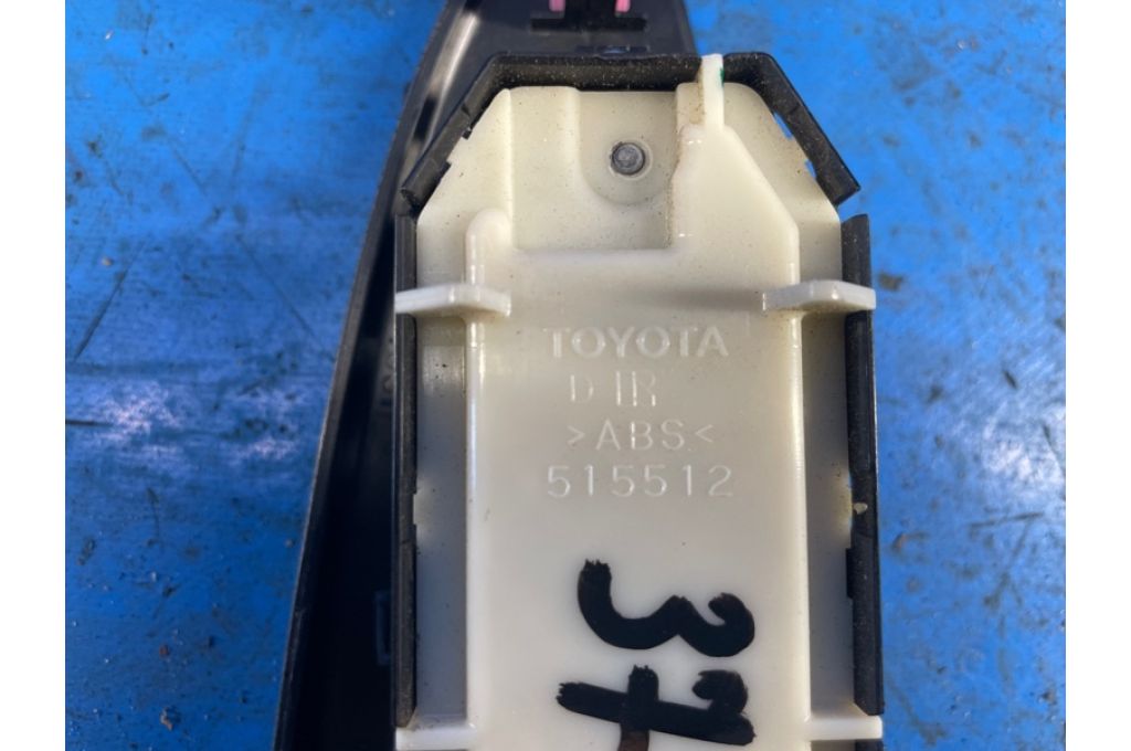 84040-06020 | Moduł sterowania podnośnikami szyby TOYOTA VENZA 09-16 (371826) - Zdjęcie 3
