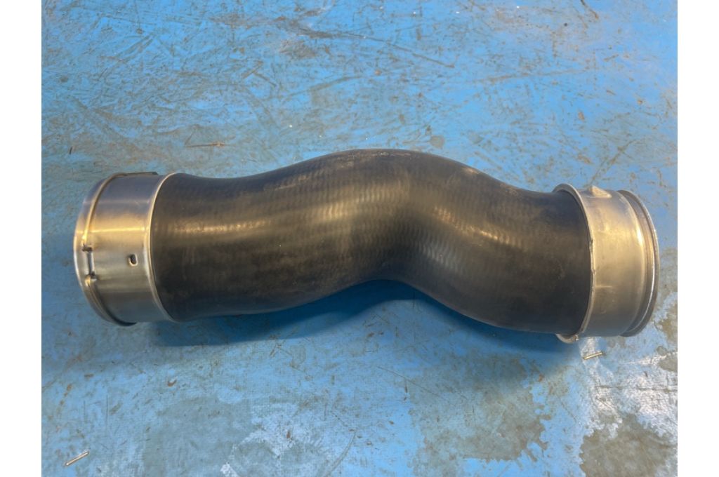 11 61 8 513 852 | Rura intercoolera BMW X5 (F15) 13-18 (372096) - Zdjęcie 2
