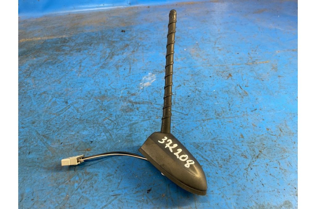 89400-35110 | Antena SSANGYONG TIVOLI 15-19 (372208)