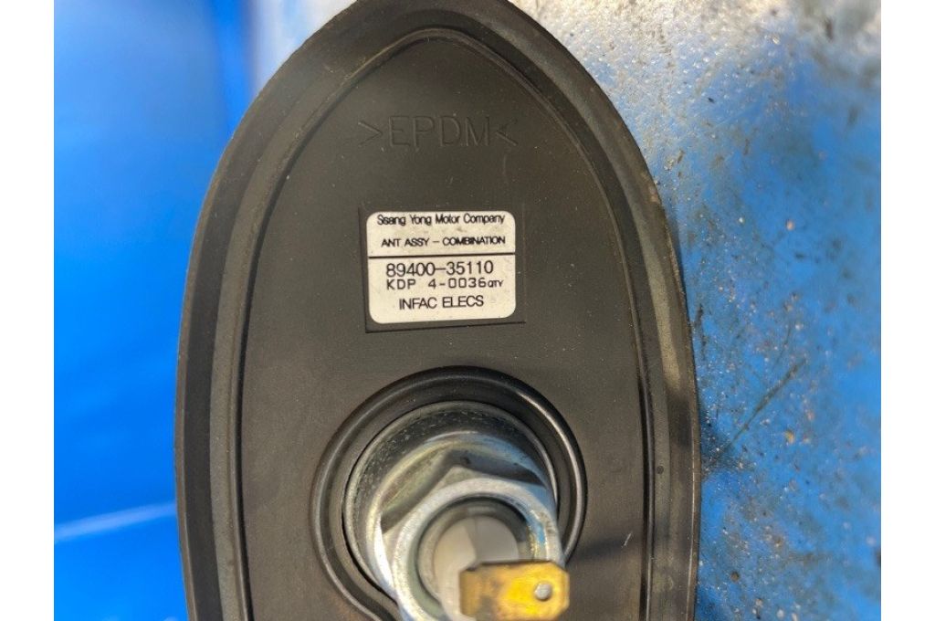 89400-35110 | Antena SSANGYONG TIVOLI 15-19 (372208) - Zdjęcie 2