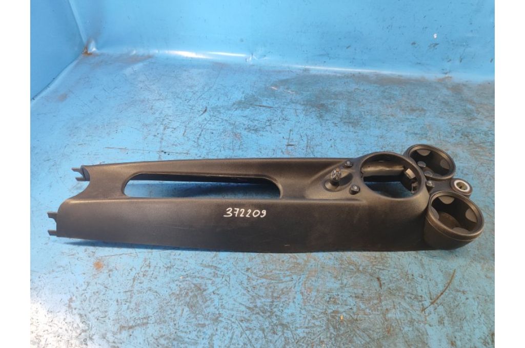 51162752935 | Консоль между сидений MINI COOPER S R56 06-14 (372209)