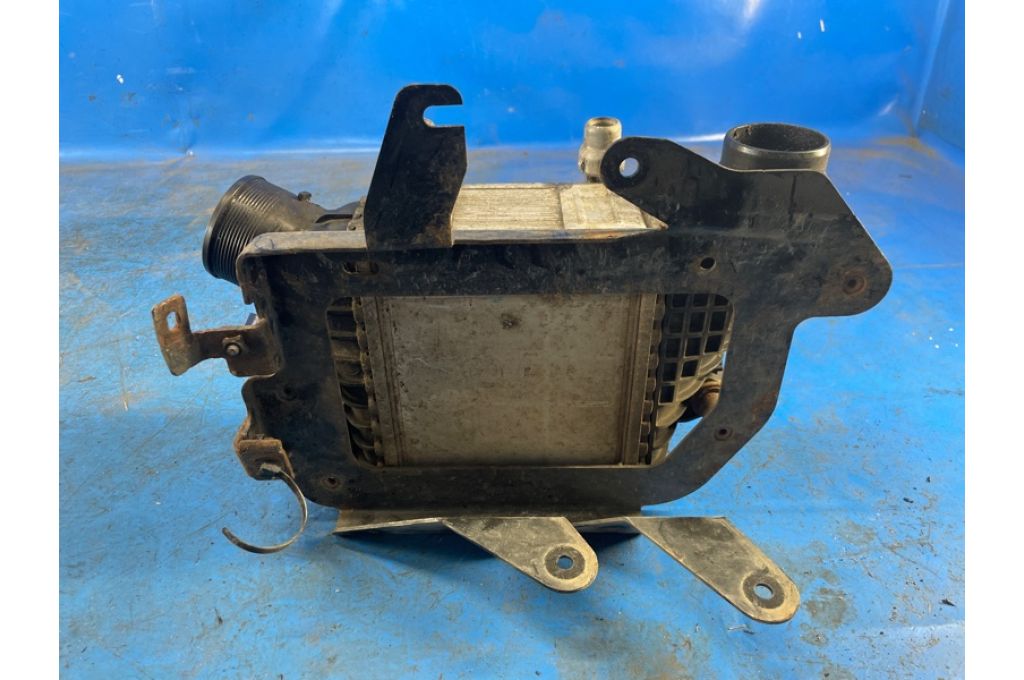 GJ32-9L440-AB | Chłodnica intercoolera LAND ROVER DISCOVERY Sport 15-19 (372212) - Zdjęcie 2