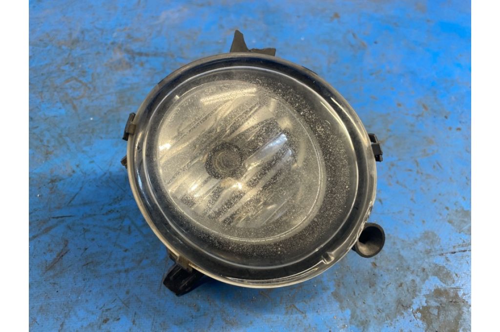63177248912 | Lampa przeciwmgielna praw. BMW 3 SERIES (F30) 2012–21 (372353)
