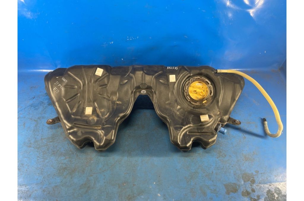 7225002 | Zbiornik paliwa BMW 6 SERIES (F13) 12-18 (372535)