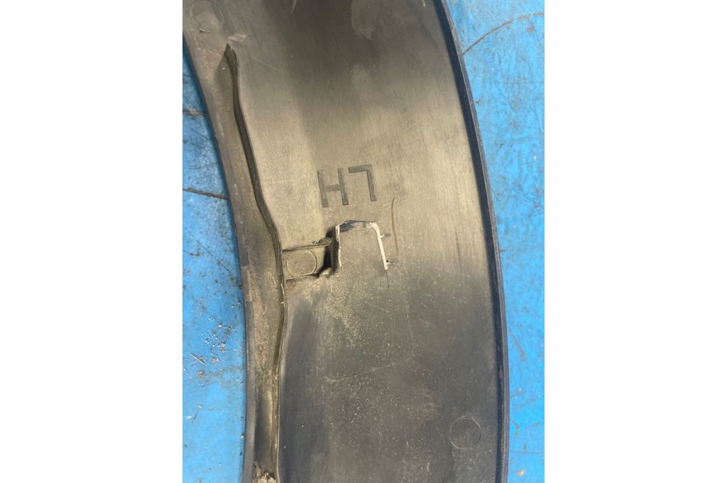 7157105 | nakładka poszerzająca błotnika tyl. lew. MINI COOPER S R56 06-14 (372560) - Zdjęcie 4