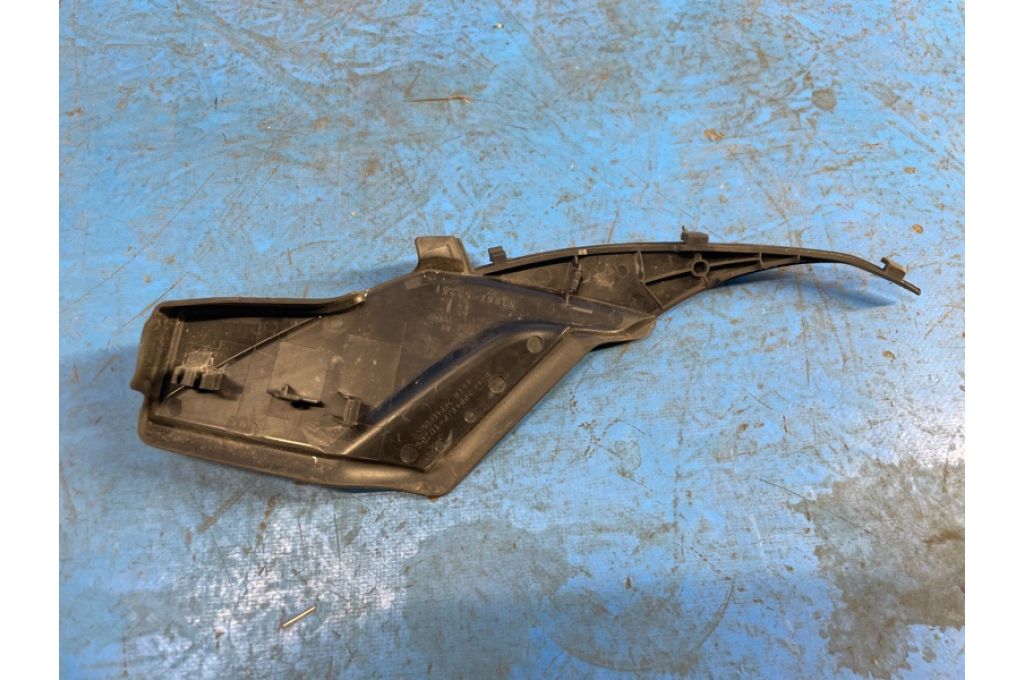 53867-52251 | Osłona pod przednią szybę lew. LEXUS LBX 23- (372643) - Zdjęcie 2