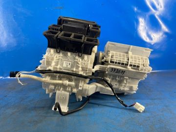 Ogrzewanie kabiny LEXUS LBX 23-