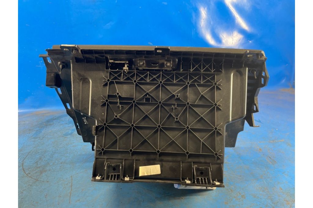 16A-1348-RA9 | Schowek LAND ROVER DISCOVERY Sport 15-19 (372682) - Zdjęcie 3