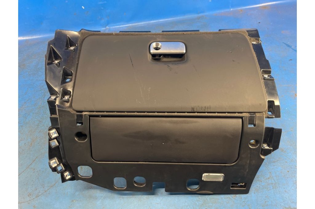 95B857558 | Schowek PORSCHE MACAN 18-22 (372691)