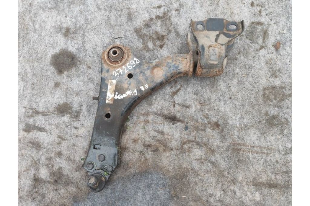 J9C3-3A053-C | Dolne ramię przedniego zawieszenia lew. LAND ROVER DISCOVERY Sport 15-19 (372698)
