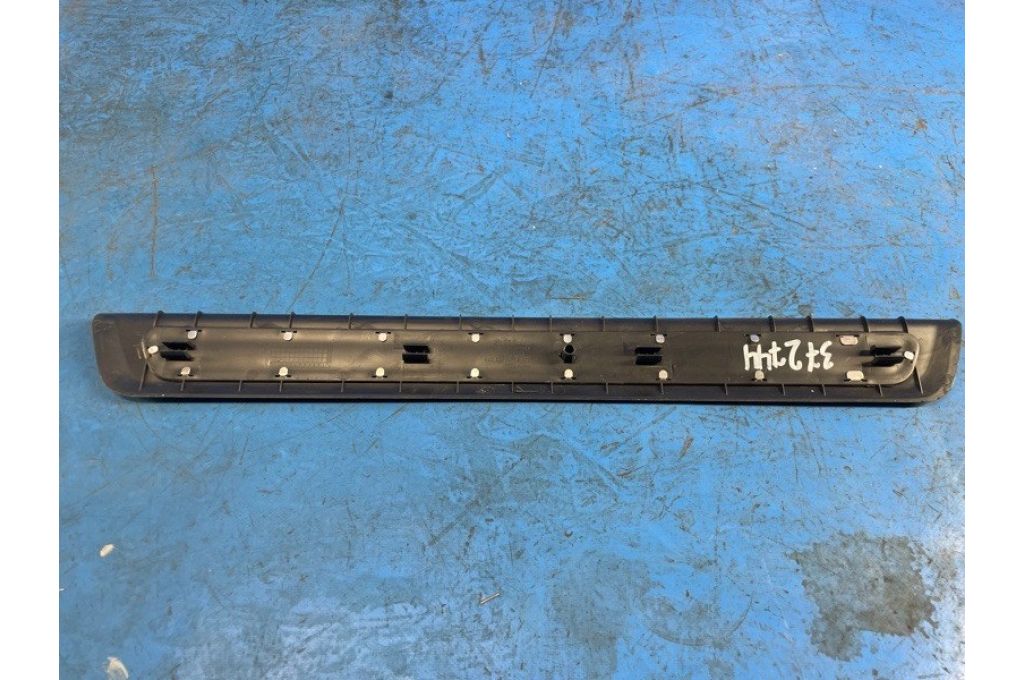 77500-35500 | wewnętrzna osłona progu lew. SSANGYONG TIVOLI 15-19 (372744) - Zdjęcie 2
