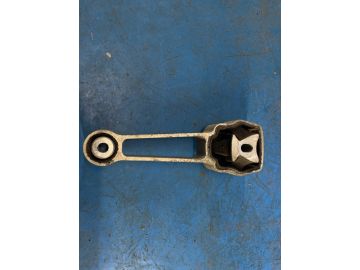 Dolna poduszka silnika LAND ROVER DISCOVERY Sport 15-19
