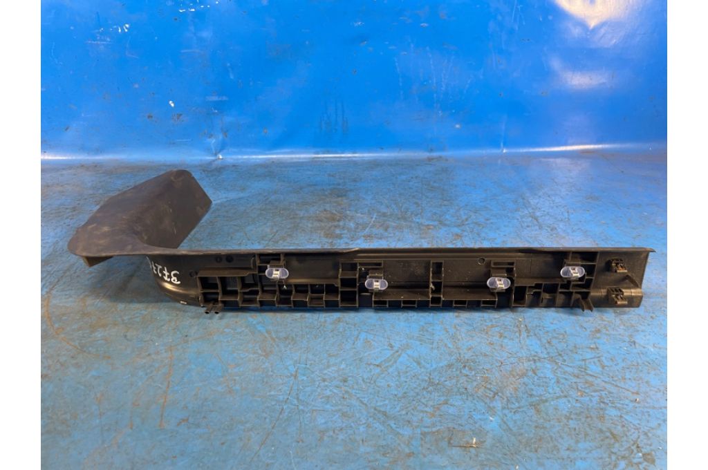 FK72-4450-A | wewnętrzna osłona progu przed. praw. LAND ROVER DISCOVERY Sport 15-19 (372767) - Zdjęcie 2